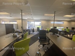 963m² Office Space to rent at 18 Skeen Boulevard in Bedfordview