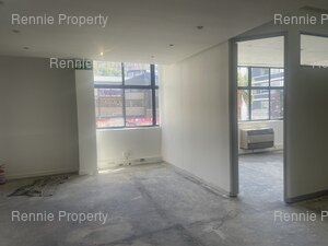 347m² Office Space to rent at 199 Loop Street - Graphic Centre in Cape Town CBD