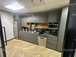 799m² Office Space to rent at 2 Long Street in Cape Town CBD