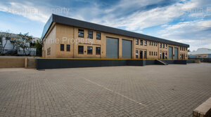 Warehouse to rent at 25 Superior Close in Midridge Park