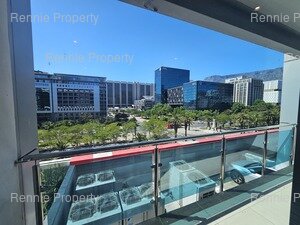 668m² Office Space to rent at 33 On Heerengracht in Cape Town CBD