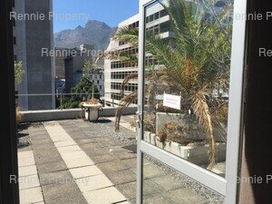 858m² Office Space to rent at 35 On Wale in Cape Town CBD
