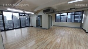 124m² Office Space to rent at 4 Loop Street in Cape Town CBD
