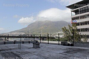 1 218m² Office Space to rent at Amber Place in Foreshore