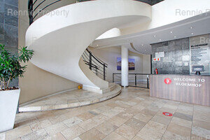 858m² Office Space to rent at Bloemhof in Bo Oakdale