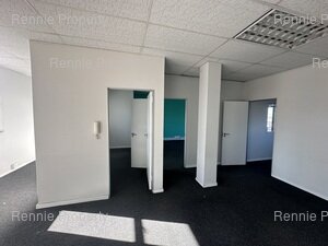 100m² Office Space to rent at Frazzitta Business Park - Milnerton in Marconi Beam