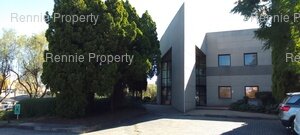 Warehouse to rent at Glomail Head Office in Vorna Valley