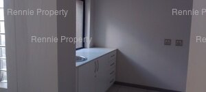 493m² Office Space to rent at Glomail Head Office in Vorna Valley