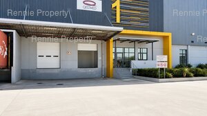 3 213m² Warehouse to rent at Golf Air Park Phase 2 in Airport Industria