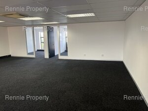 120m² Office Space to rent at Hurlingham Office Park in Hurlingham