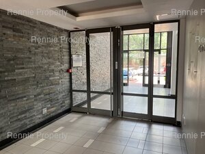 331m² Office Space to rent at Little Fourways Office Park in Magaliessig