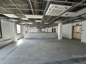1 115m² Office Space to rent at Matador Centre in Cape Town CBD
