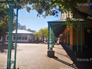 291m² Office Space to rent at Oudehuis Centre in Somerset West