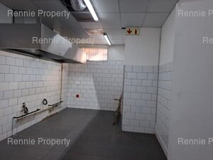 167m² Retail Shops to rent at Royker Centre in Athlone