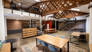 294m² Office Space to rent at Salt Orchard Building 1 and Building 2 in Salt River