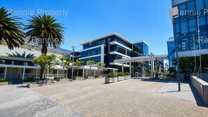 246m² Office Space to rent at The Boulevard Office Park in Woodstock