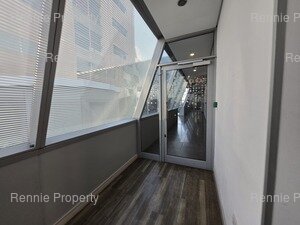520m² Office Space to rent at The Towers in Sandton Central