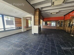 589m² Retail Shops to rent at The Village Square - Durbanville in Durbanville
