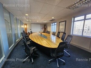 1 067m² Office Space to rent at Tyger Valley Chambers 2 in Tyger Valley