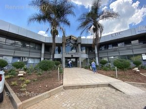 313m² Office Space to rent at Voltex House in Bruma