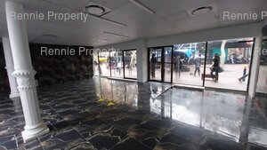 148m² Retail Shops to rent at 32 St Georges Mall in Cape Town CBD