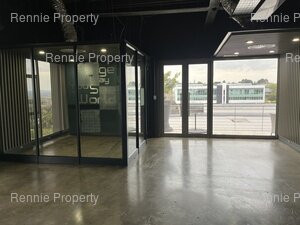 276m² Retail Shops to rent at Design Quarter Offices in Fourways