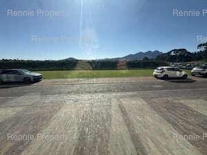 317m² Retail Shops to rent at Devonbosch - Stellenbosch in Stellenbosch