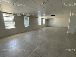 77m² Office Space to rent at Halo Medical Suites Paardevlei in Paardevlei