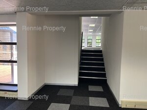 277m² Office Space to rent at Hurlingham Office Park in Hurlingham