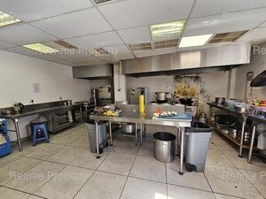 268m² Office Space to rent at Tygerberg Park in Plattekloof