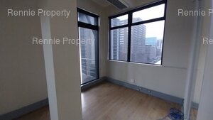 124m² Office Space to rent at 4 Loop Street in Cape Town CBD
