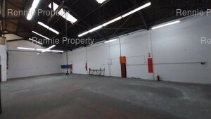 500m² Warehouse to rent at Brice Industrial Park in Epping Industrial