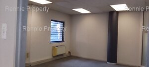 493m² Office Space to rent at Glomail Head Office in Vorna Valley