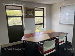 150m² Office Space to rent at Hurlingham Office Park in Hurlingham