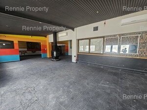 589m² Retail Shops to rent at The Village Square - Durbanville in Durbanville