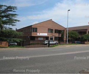 113m² Office Space to rent at 372 - 376 Oak Avenue in Ferndale