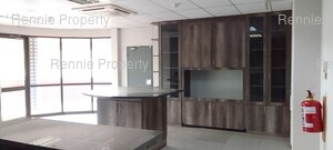 1 118m² Warehouse to rent at Howick Close Waterfall Park in Vorna Valley