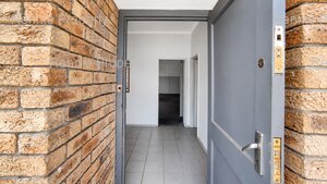 255m² Warehouse to rent at Hydro Park in Stikland