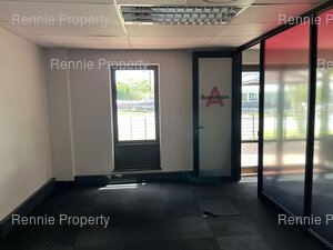 331m² Office Space to rent at Little Fourways Office Park in Magaliessig