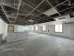 1 115m² Office Space to rent at Matador Centre in Cape Town CBD