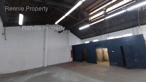 500m² Warehouse to rent at Brice Industrial Park in Epping Industrial