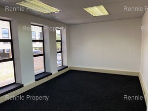 277m² Office Space to rent at Hurlingham Office Park in Hurlingham