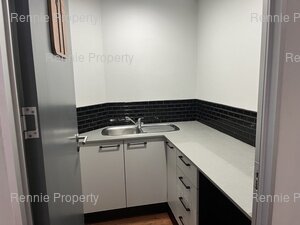 150m² Office Space to rent at Hurlingham Office Park in Hurlingham