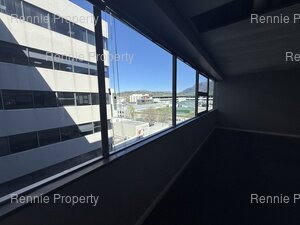 388m² Office Space to rent at Stadium On Main in Claremont