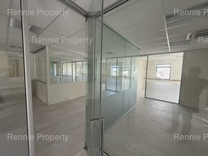 415m² Office Space to rent at Boundary Terraces in Newlands
