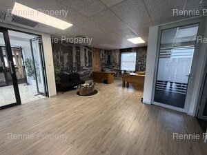544m² Office Space to rent at Greenford Office Estate Phase 1 in Kenilworth