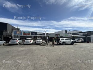 56m² Retail Shops to rent at Fountain Square - Somerset West in Somerset West