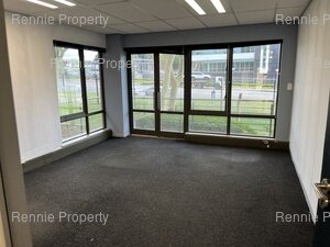 345m² Office Space to rent at Little Fourways Office Park in Magaliessig