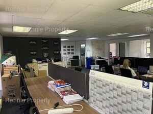 150m² Office Space to rent at Hurlingham Office Park in Hurlingham