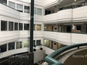 Office Space to rent at 10 South Boulevard in Bruma